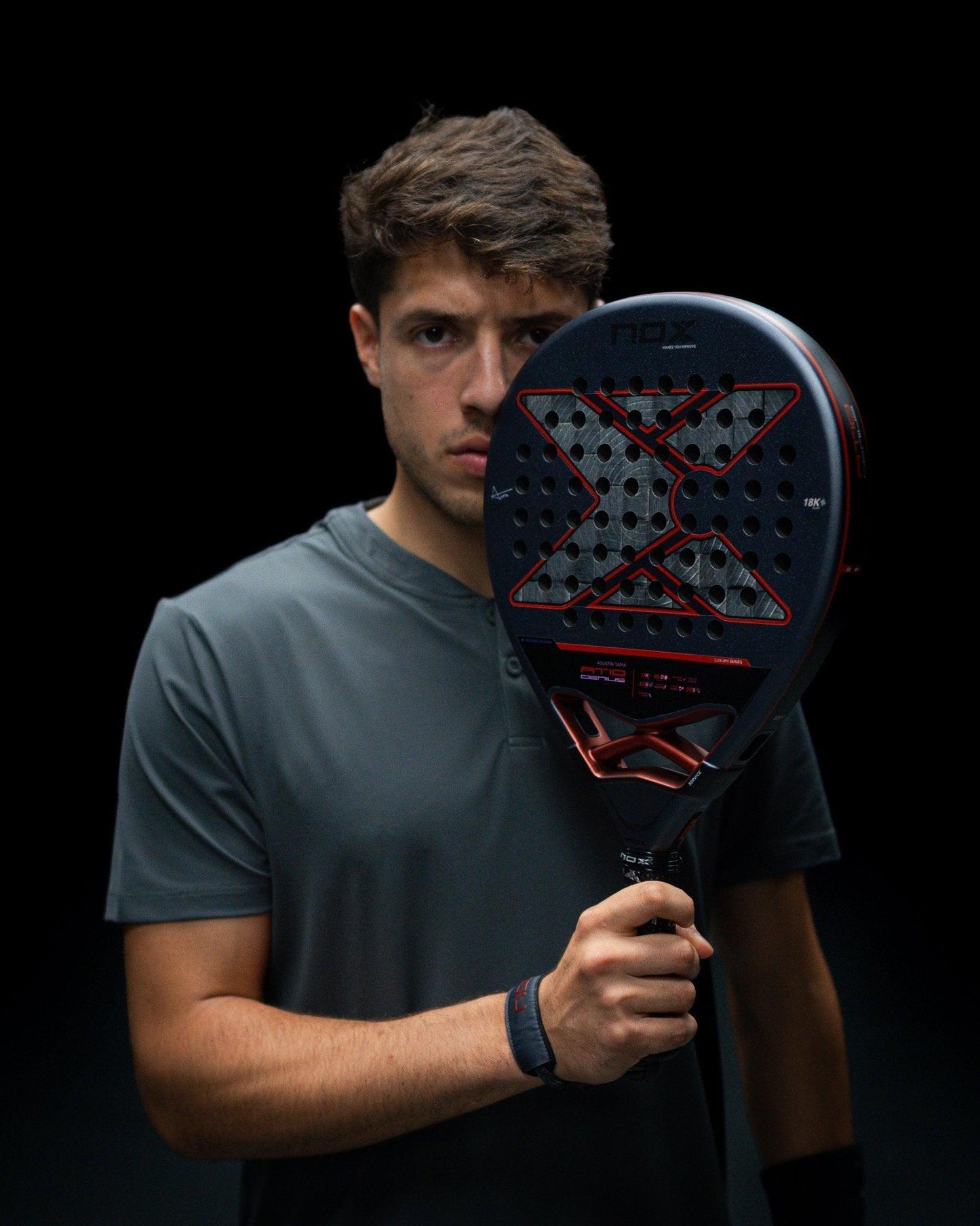 מחבט פאדל Nox AT10 Genius 18K Alum 2025 By Agustin Tapia - SmashItPadel.co.il