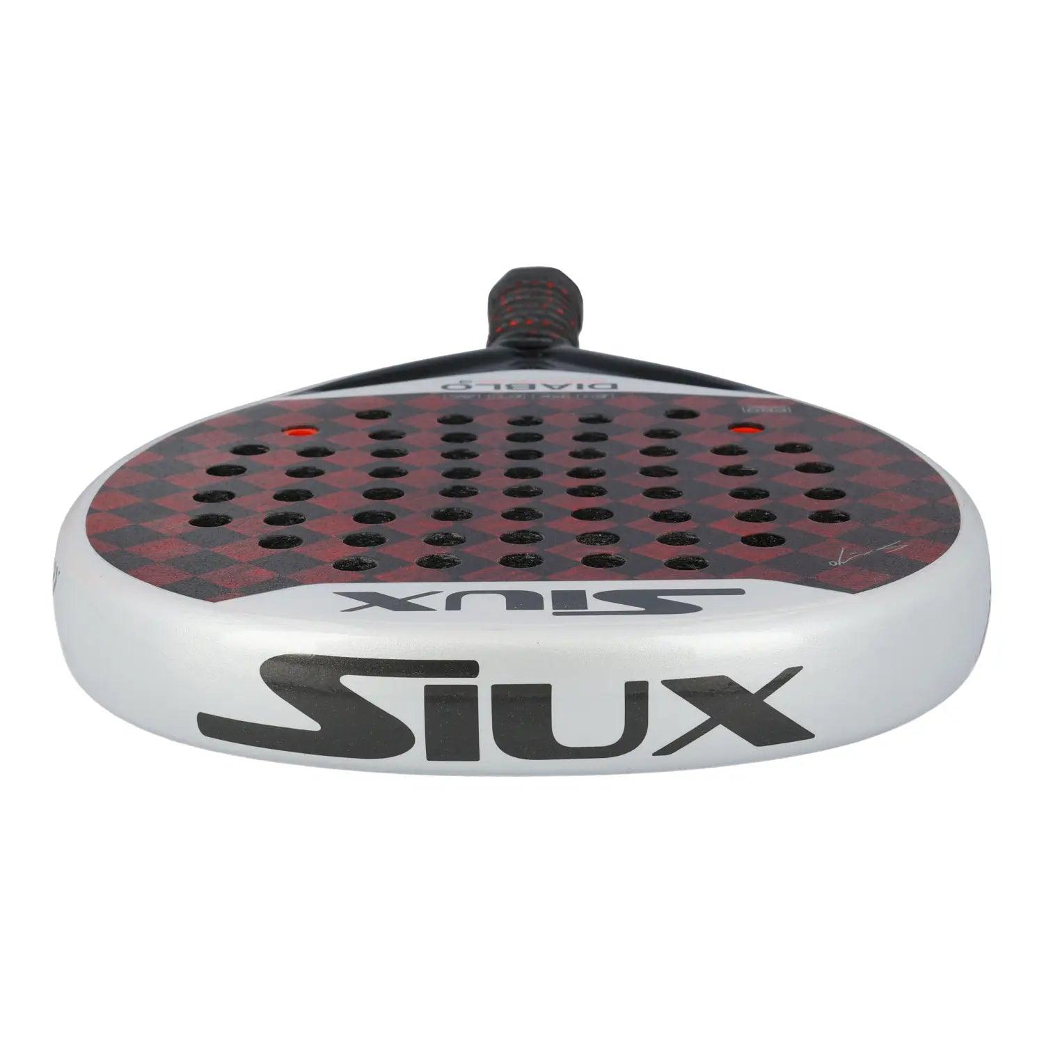 מחבט פאדל SIUX DIABLO REVOLUTION SANYO PRO 3 - SmashItPadel.co.il