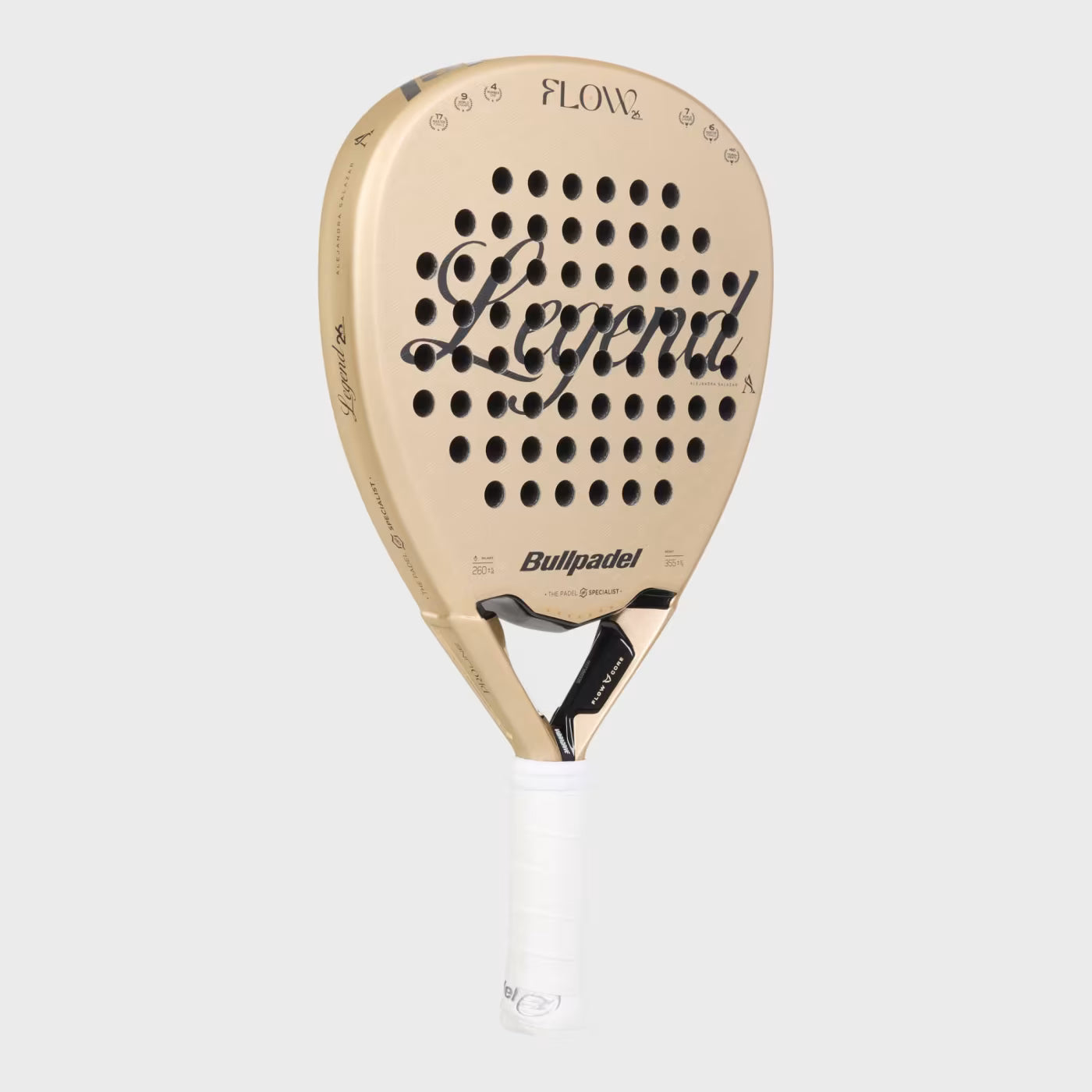 מחבט פאדל  Bullpadel Flow – Alejandra Salazar