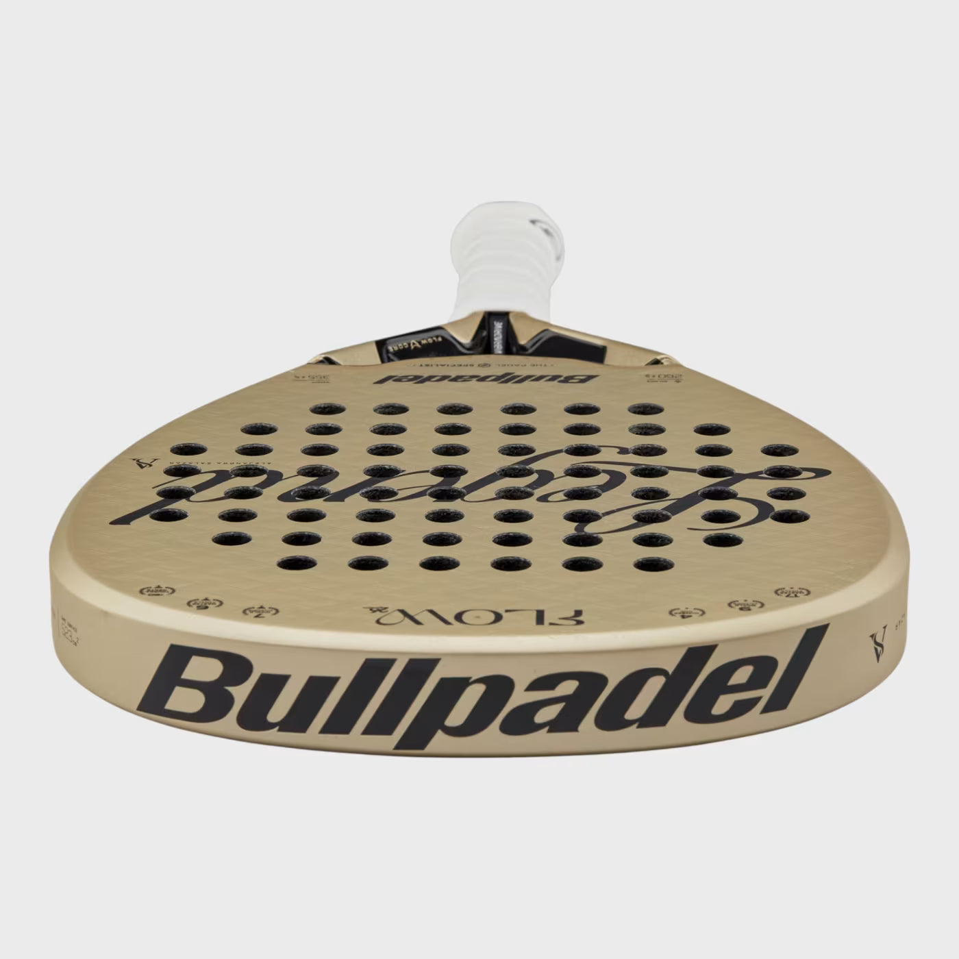 מחבט פאדל  Bullpadel Flow – Alejandra Salazar