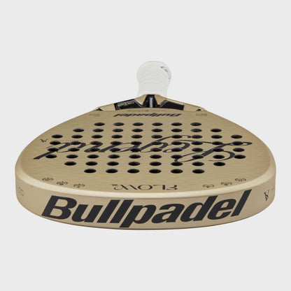 מחבט פאדל  Bullpadel Flow – Alejandra Salazar