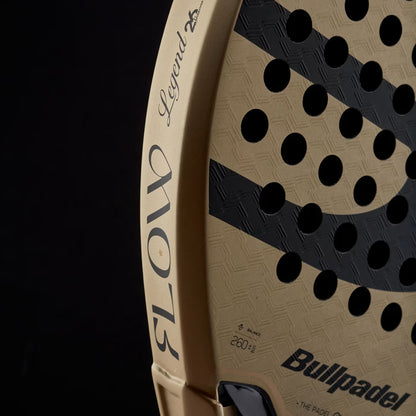 מחבט פאדל  Bullpadel Flow – Alejandra Salazar