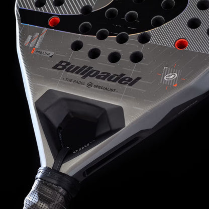 מחבט פאדל  Bullpadel Neuron 02 Comfort 2027