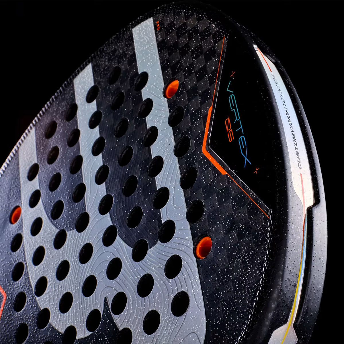 מחבט פאדל  Bullpadel Vertex 05 – Juan Tello