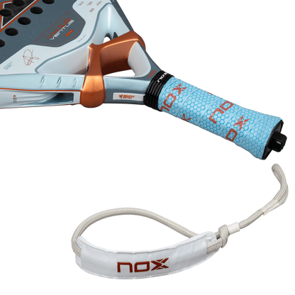 מחבט פאדל Nox VK10 Ventus Control 12K – Aranzazu Osoro